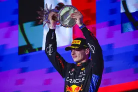 F1沙特大奖赛 | 周冠宇遭遇超30秒换胎噩梦 第18名完赛很失望图片
