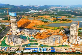 武汉光谷南大健康产业园“江夏之星”封顶，“金凤”振翅助力大健康产业腾飞图片
