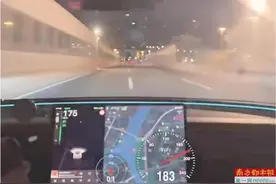 广州内环飙车 时速200公里图片
