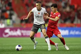 U20国足5-2战胜吉尔吉斯斯坦队，两连胜提前出线！图片