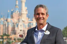 换帅！包兆天出任上海迪士尼总裁，已在迪士尼工作超过三十年图片