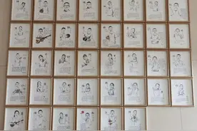 超走心期末评语！这位成都老师为每个孩子画画写诗图片