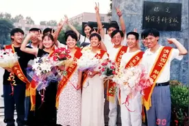 15个大学生去了沙漠深处！24年后，他们怎样了？图片