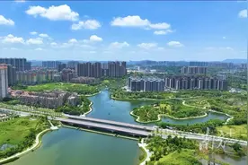 博爱湖畔，乐居城起！图片