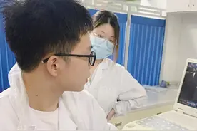 宠物医生，干得越久越吃香图片
