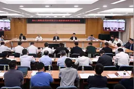 国家发改委：增强做好“两新”工作责任感和紧迫感，狠抓推进落实图片