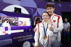 中国羽毛球队为啥总是出情侣，是教练宽容还是队员浪漫，和中国乒乓队不一样？图片