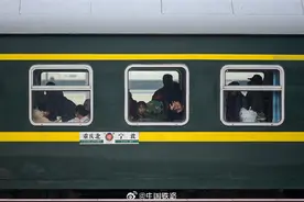 同一方向，为什么有的列车停运、有的不停运？图片
