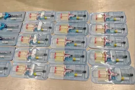 皇岗海关查获一起旅客人身绑藏美容针进境案图片