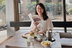 专访｜青年作家龚万莹：一个画面召唤我，让我去追寻图片