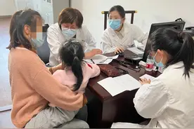 每周一次！“一号难求”的名中医，这个家门口就能看图片
