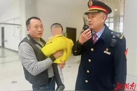 永州火车站：“移动的声音”守护春运路图片
