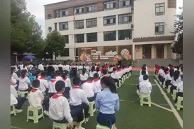 世界粮食日，孩子们体会到粮食的来之不易图片