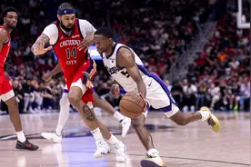 热火和鹈鹕搭上末班车，16支NBA季后赛球队出炉图片