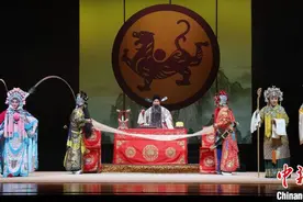 豫剧《穆桂英大破天门阵》亮相第五届豫剧艺术节图片