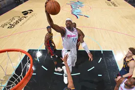 阿德巴约27+8希罗20+7 热火赛季双杀勇士图片