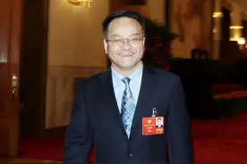 聚焦两会｜什么样的孩子能成为大科学家？委员呼吁：少打游戏，多做实验探究图片