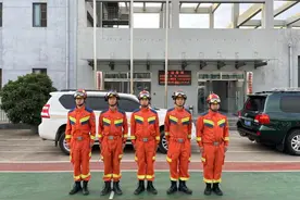 又一支国家专业队抵达筠连县，正在开展救援行动！图片