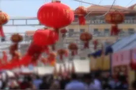 海外华人过春节｜包饺子、写春联，柬埔寨华人带当地朋友感受年味图片