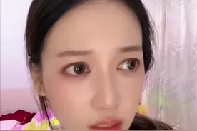 吴柳芳谈过往经历：当老师被拖欠工资 当教练又被拖欠编制图片