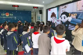 未成年人社会主义核心价值观教育｜法治启蒙，从娃娃抓起→图片