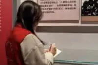 曲阜师范大学体育科学学院“探民族厚蕴源流，启教育新光征”实践队深入学习中国近代海军历史，增强国防意识和爱国情怀图片