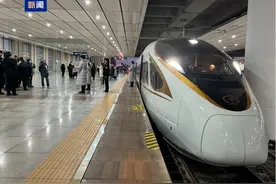 北京南站新增多趟列车，北车南下运行时间大幅压缩图片