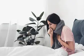 寒咳、热咳、燥咳，区别是......一碗汤止一种咳，快看你该喝哪种图片