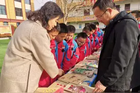 校园限塑我参与  创意封皮亮丰彩｜“无塑开学季”旬邑县逸夫小学开展优秀书本封面设计活动图片