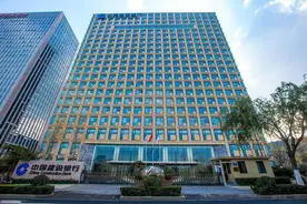 建行山东省分行：金融“贷”动曹县汉服“红飞翠舞”图片