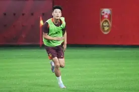 无缘和巴林队比赛，武磊提前返回国内图片