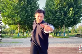 重庆大足区“文旅局局长”表演才艺？当地文旅委主任辟谣：不是我｜云辟谣图片