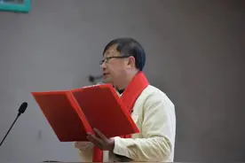 “开学第一课”书记校长说 | 唐玄俊：每一个普通的改变都将改变普通图片