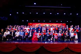 泰国举办全泰中国留学生中秋暨国庆晚会图片