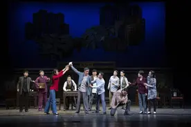 人艺话剧《玩家》亮相“大戏看北京”2024展演季，开启第101场演出图片