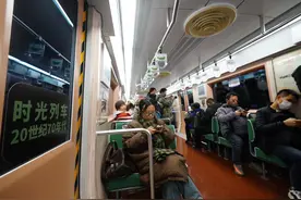 北京地铁“时光列车”今起再上线，周末两天均可乘车“打卡”图片