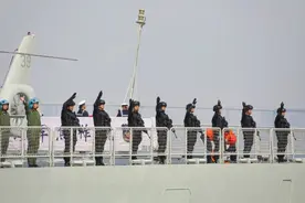 海军一护航编队从广东湛江赴亚丁湾！曾开展反恐反海盗训练图片
