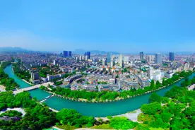 习近平与美丽中国建设丨“路子选对了就要坚持走下去”图片
