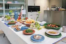 丹麦家居品牌HAY推出全新Barro餐具系列，设计师来静安分享设计理念图片