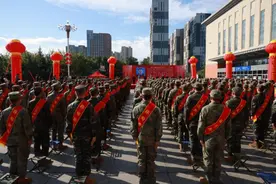 吉林站护航新兵踏征程图片