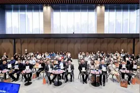 上海已成全球最大办公楼市场，存量商办楼宇更新走出三条新路图片
