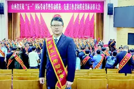 劳模风采·2024年全国五一劳动奖章 | 王文革：人体骨骼的“艺术工匠”图片