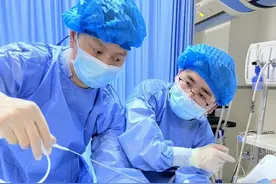 从“患者等医生”到“医生等患者” 达州市中心医院实施重症急诊一体化管理提升服务能力图片