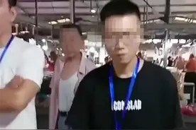 江苏一菜贩卖自家种的菜被勒令下架？市场：她在自产自销区卖批发来的蔬菜图片