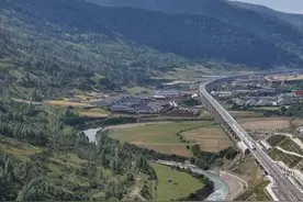 川青铁路正式通达黄龙、九寨沟图片