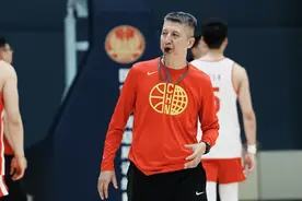 备战亚洲杯预选赛 面对老对手 中国男篮高度重视图片