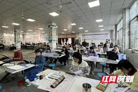 2023年株洲市城区中小学美术教师教学基本功大赛在十八中举办图片