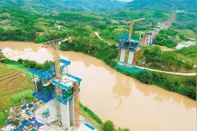 渝赤叙高速綦江河特大桥加快建设图片