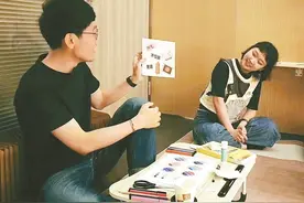 拿起画笔、演场戏剧、跳段舞蹈……艺术疗愈在深圳兴起 用艺术表达给内心补充能量图片