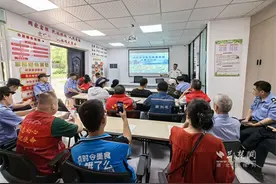 武昌区白沙洲街道：消防安全不放松 共建平安幸福家园图片